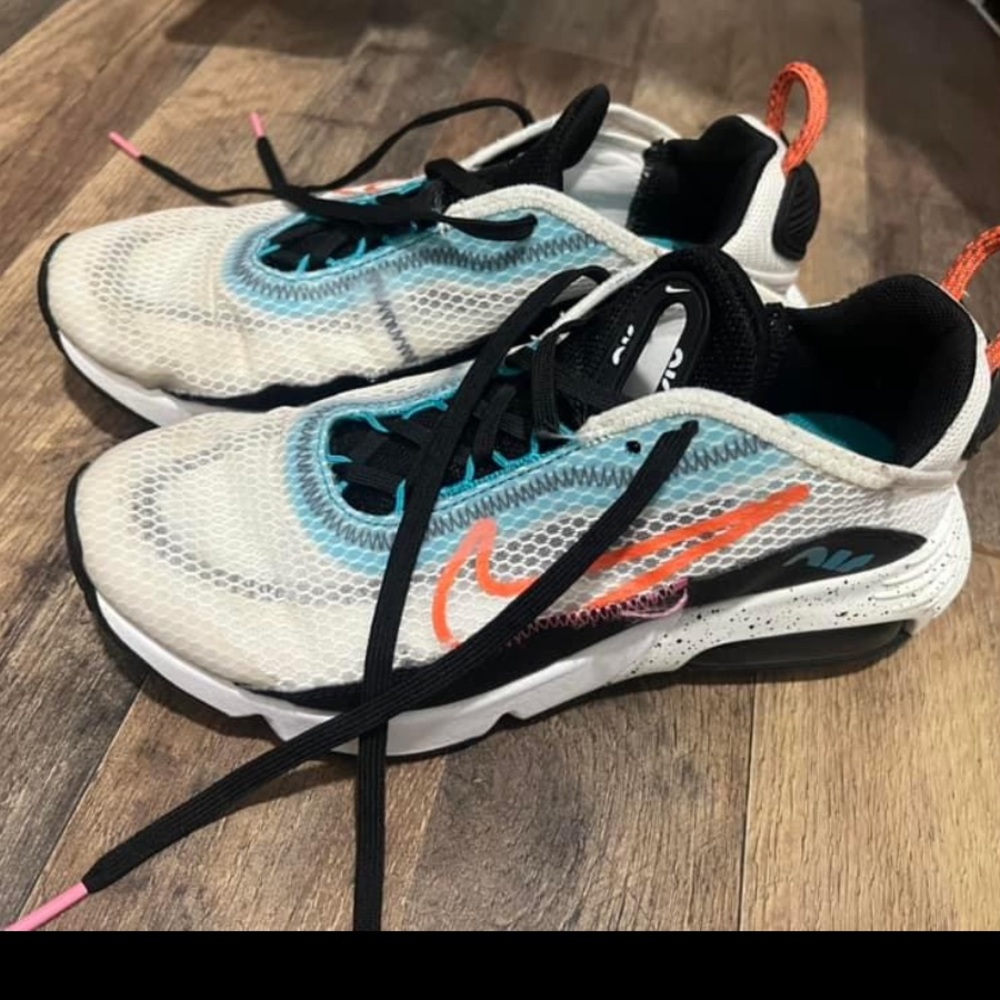 Size 4 Boys Nikes